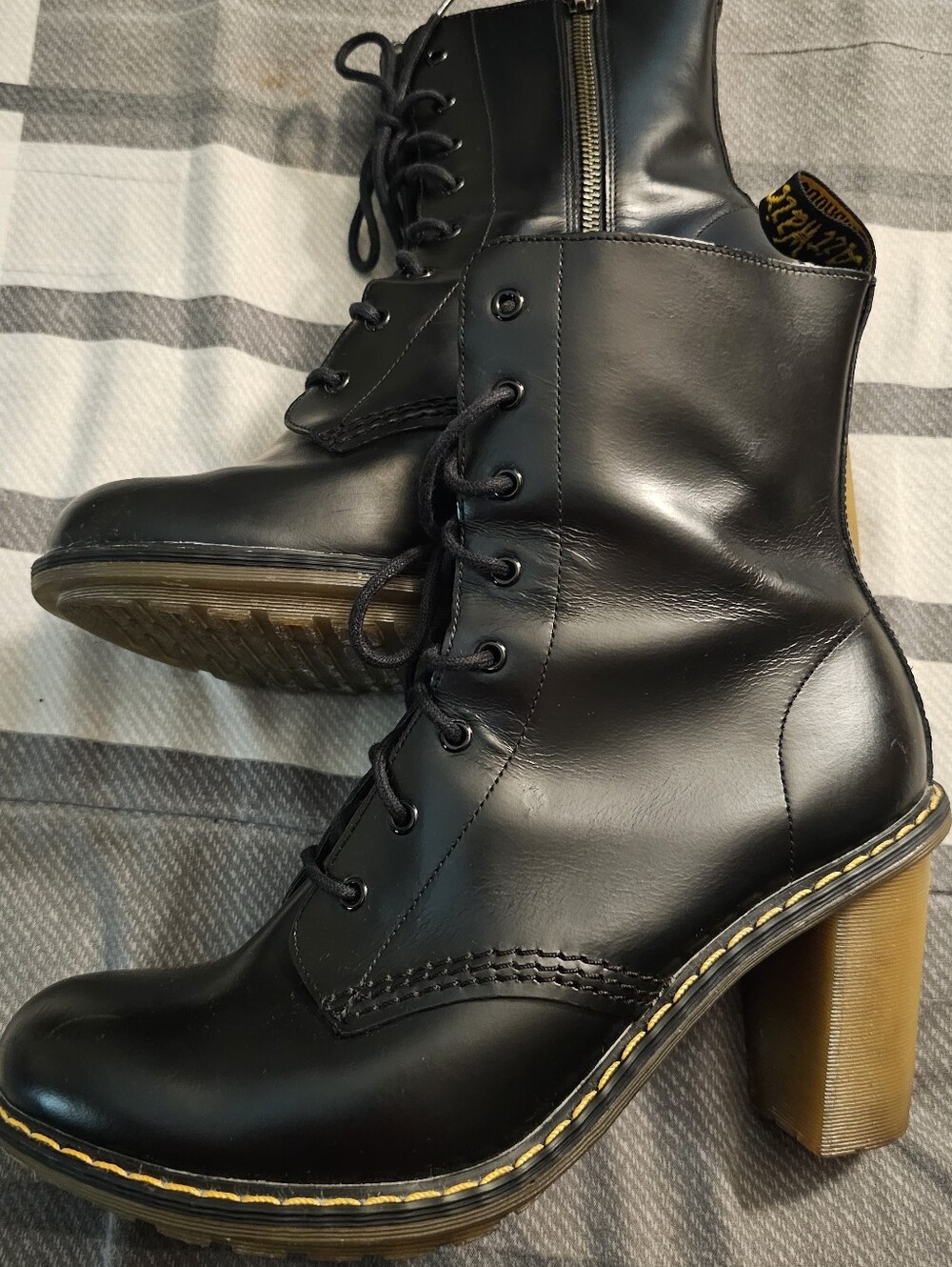 Dr Martens Sadie Black Lace Up Boots Size 8